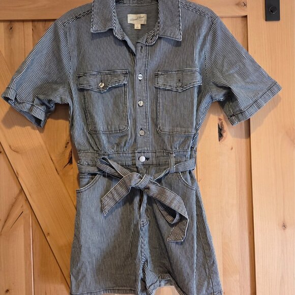 Universal Thread Pants - Women Sz 8 Short Sleeve Denim Shorts Romper Universal Thread Blue Stripe Hickory